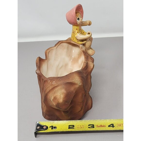 Vintage Enesco Girl Figurine Ceramic Planter With Tree Stump Design - Picture 12 of 13